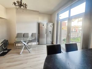 Kitchen diner- click for photo gallery